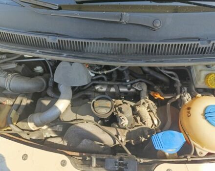 Фольксваген Transporter 2007 в Борисполе на Automoto.ua Белый Фольксваген Transporter, объемом двигателя 2.5 л и пробегом 303 тыс. км за 10500 $, фото 9 на Automoto.ua