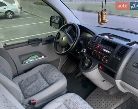 Білий Фольксваген Transporter, об'ємом двигуна 1.9 л та пробігом 390 тис. км за 7000 $, фото 5 на Automoto.ua