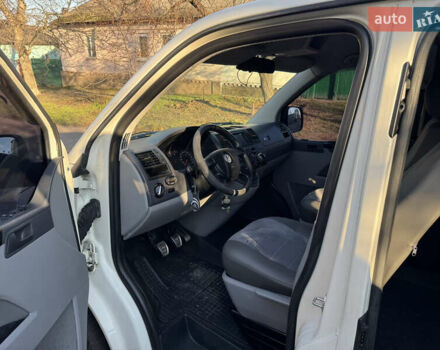 Белый Фольксваген Transporter, объемом двигателя 1.9 л и пробегом 293 тыс. км за 9850 $, фото 9 на Automoto.ua