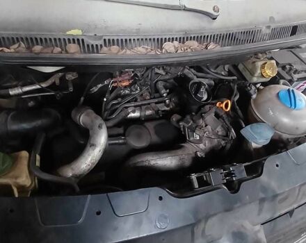 Белый Фольксваген Transporter, объемом двигателя 2.5 л и пробегом 594 тыс. км за 2900 $, фото 2 на Automoto.ua