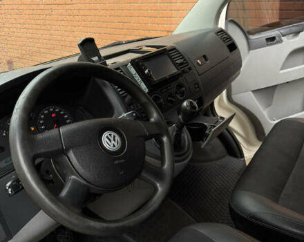 Белый Фольксваген Transporter, объемом двигателя 2.5 л и пробегом 305 тыс. км за 10200 $, фото 9 на Automoto.ua