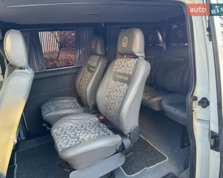 Белый Фольксваген Transporter, объемом двигателя 1.9 л и пробегом 293 тыс. км за 9850 $, фото 8 на Automoto.ua