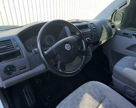 Білий Фольксваген Transporter, об'ємом двигуна 1.9 л та пробігом 246 тис. км за 12800 $, фото 15 на Automoto.ua