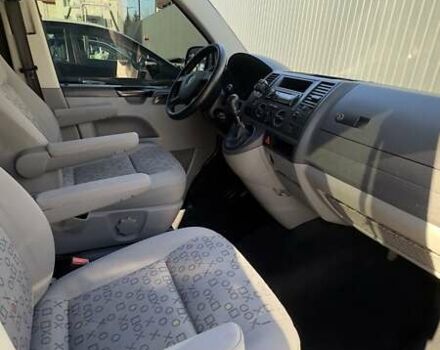 Білий Фольксваген Transporter, об'ємом двигуна 1.9 л та пробігом 246 тис. км за 12800 $, фото 14 на Automoto.ua
