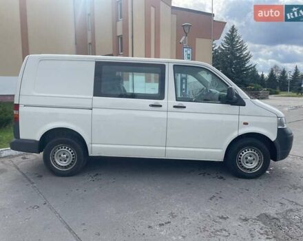 Белый Фольксваген Transporter, объемом двигателя 1.9 л и пробегом 201 тыс. км за 9700 $, фото 2 на Automoto.ua