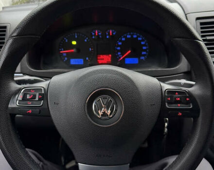 Белый Фольксваген Transporter, объемом двигателя 2.46 л и пробегом 365 тыс. км за 13500 $, фото 11 на Automoto.ua