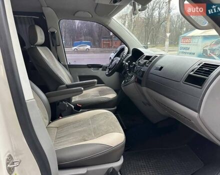 Белый Фольксваген Transporter, объемом двигателя 2.46 л и пробегом 250 тыс. км за 14400 $, фото 11 на Automoto.ua