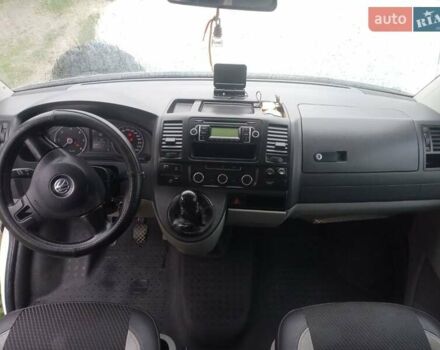 Белый Фольксваген Transporter, объемом двигателя 2 л и пробегом 349 тыс. км за 11500 $, фото 16 на Automoto.ua