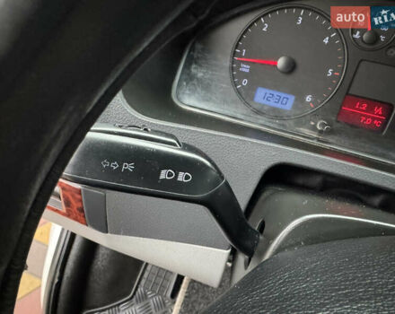 Белый Фольксваген Transporter, объемом двигателя 2.5 л и пробегом 269 тыс. км за 10600 $, фото 80 на Automoto.ua