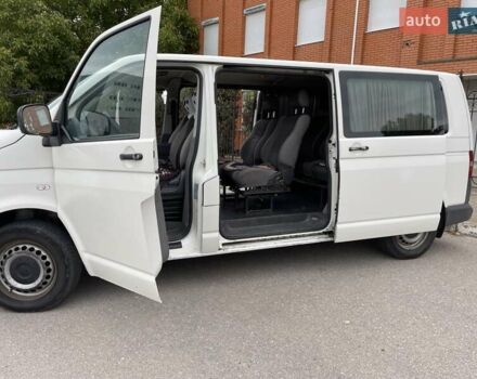 Белый Фольксваген Transporter, объемом двигателя 1.9 л и пробегом 338 тыс. км за 8600 $, фото 5 на Automoto.ua