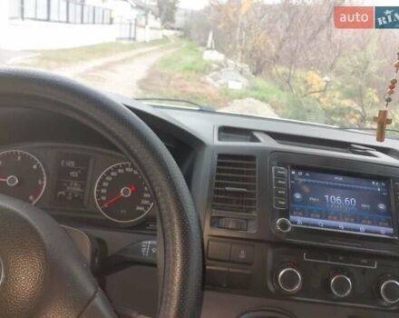 Белый Фольксваген Transporter, объемом двигателя 2 л и пробегом 355 тыс. км за 9800 $, фото 7 на Automoto.ua