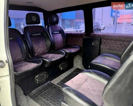 Білий Фольксваген Transporter, об'ємом двигуна 1.97 л та пробігом 318 тис. км за 9800 $, фото 17 на Automoto.ua