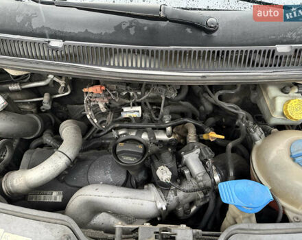 Белый Фольксваген Transporter, объемом двигателя 2.46 л и пробегом 365 тыс. км за 13500 $, фото 16 на Automoto.ua