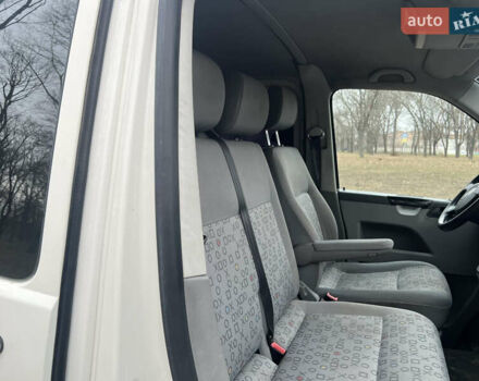Белый Фольксваген Transporter, объемом двигателя 1.9 л и пробегом 352 тыс. км за 8599 $, фото 14 на Automoto.ua