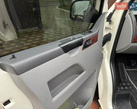 Белый Фольксваген Transporter, объемом двигателя 2.5 л и пробегом 269 тыс. км за 10600 $, фото 79 на Automoto.ua