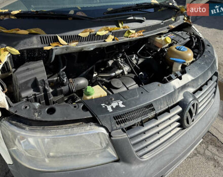 Белый Фольксваген Transporter, объемом двигателя 1.9 л и пробегом 235 тыс. км за 5800 $, фото 3 на Automoto.ua