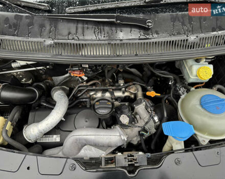 Белый Фольксваген Transporter, объемом двигателя 2.5 л и пробегом 269 тыс. км за 10600 $, фото 83 на Automoto.ua