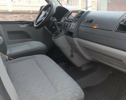 Белый Фольксваген Transporter, объемом двигателя 2 л и пробегом 355 тыс. км за 9800 $, фото 4 на Automoto.ua