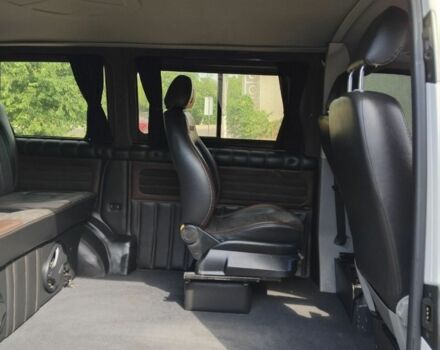 Білий Фольксваген Transporter, об'ємом двигуна 2 л та пробігом 430 тис. км за 11000 $, фото 2 на Automoto.ua