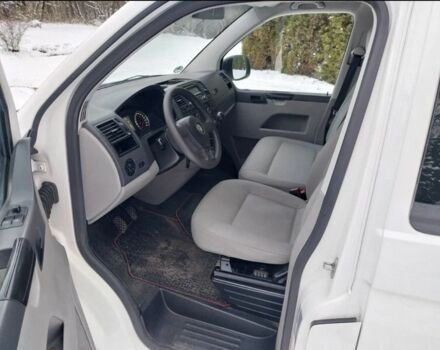 Білий Фольксваген Transporter, об'ємом двигуна 2 л та пробігом 230 тис. км за 4900 $, фото 8 на Automoto.ua