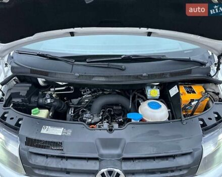 Белый Фольксваген Transporter, объемом двигателя 2 л и пробегом 190 тыс. км за 13999 $, фото 35 на Automoto.ua