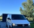 Белый Фольксваген Transporter, объемом двигателя 2 л и пробегом 242 тыс. км за 8000 $, фото 1 на Automoto.ua