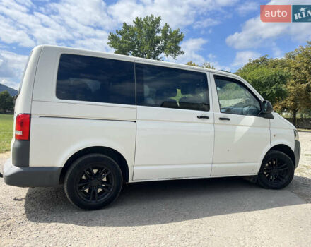Білий Фольксваген Transporter, об'ємом двигуна 2 л та пробігом 340 тис. км за 10900 $, фото 5 на Automoto.ua
