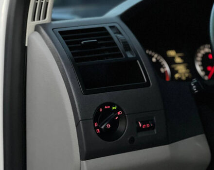 Белый Фольксваген Transporter, объемом двигателя 2 л и пробегом 382 тыс. км за 13700 $, фото 8 на Automoto.ua