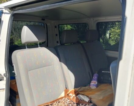 Белый Фольксваген Transporter, объемом двигателя 2 л и пробегом 228 тыс. км за 10200 $, фото 5 на Automoto.ua