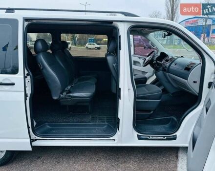 Белый Фольксваген Transporter, объемом двигателя 2 л и пробегом 190 тыс. км за 13999 $, фото 33 на Automoto.ua