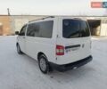 Білий Фольксваген Transporter, об'ємом двигуна 2 л та пробігом 260 тис. км за 12800 $, фото 4 на Automoto.ua
