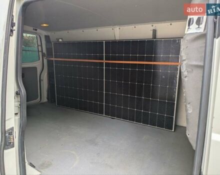 Белый Фольксваген Transporter, объемом двигателя 2 л и пробегом 347 тыс. км за 10700 $, фото 2 на Automoto.ua