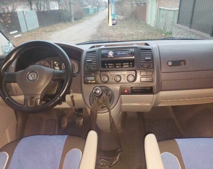 Белый Фольксваген Transporter, объемом двигателя 2 л и пробегом 281 тыс. км за 11500 $, фото 5 на Automoto.ua