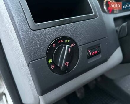 Белый Фольксваген Transporter, объемом двигателя 2 л и пробегом 190 тыс. км за 13999 $, фото 30 на Automoto.ua