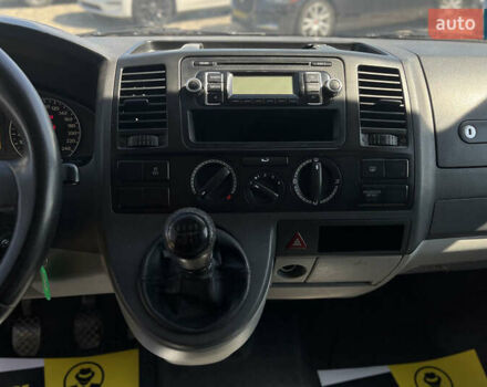 Белый Фольксваген Transporter, объемом двигателя 1.97 л и пробегом 364 тыс. км за 11800 $, фото 19 на Automoto.ua