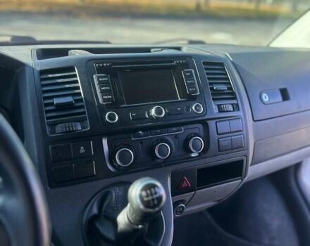 Білий Фольксваген Transporter, об'ємом двигуна 1.97 л та пробігом 406 тис. км за 12000 $, фото 4 на Automoto.ua