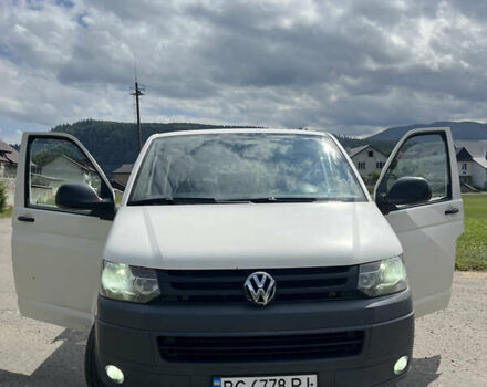 Білий Фольксваген Transporter, об'ємом двигуна 2 л та пробігом 340 тис. км за 10900 $, фото 6 на Automoto.ua