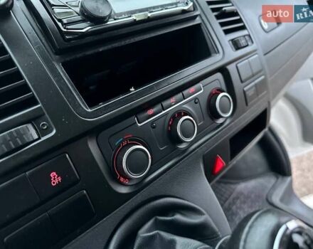 Белый Фольксваген Transporter, объемом двигателя 2 л и пробегом 190 тыс. км за 13999 $, фото 34 на Automoto.ua