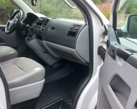 Білий Фольксваген Transporter, об'ємом двигуна 2 л та пробігом 320 тис. км за 12900 $, фото 11 на Automoto.ua