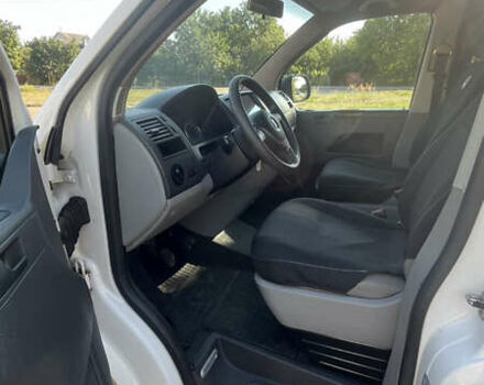 Белый Фольксваген Transporter, объемом двигателя 1.97 л и пробегом 329 тыс. км за 12500 $, фото 11 на Automoto.ua