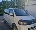 Білий Фольксваген Transporter, об'ємом двигуна 2 л та пробігом 241 тис. км за 10000 $, фото 1 на Automoto.ua