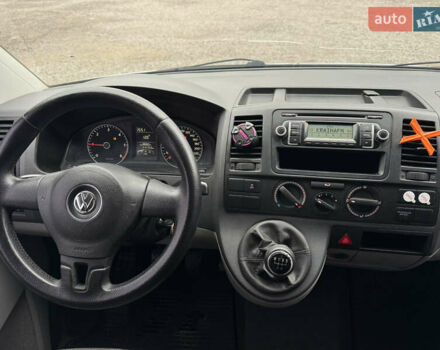 Білий Фольксваген Transporter, об'ємом двигуна 2 л та пробігом 414 тис. км за 10700 $, фото 7 на Automoto.ua