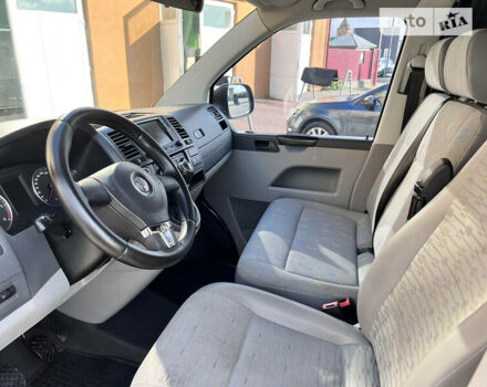 Білий Фольксваген Transporter, об'ємом двигуна 2 л та пробігом 290 тис. км за 14200 $, фото 15 на Automoto.ua