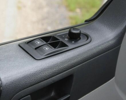 Білий Фольксваген Transporter, об'ємом двигуна 2 л та пробігом 176 тис. км за 7200 $, фото 16 на Automoto.ua