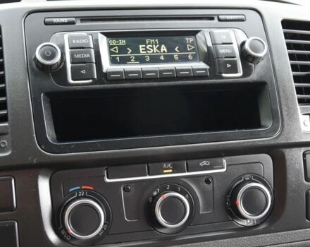 Білий Фольксваген Transporter, об'ємом двигуна 2 л та пробігом 176 тис. км за 7200 $, фото 9 на Automoto.ua