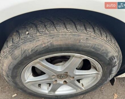 Белый Фольксваген Transporter, объемом двигателя 2 л и пробегом 290 тыс. км за 13500 $, фото 24 на Automoto.ua