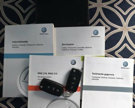 Белый Фольксваген Transporter, объемом двигателя 2 л и пробегом 440 тыс. км за 16500 $, фото 41 на Automoto.ua