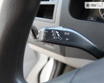 Білий Фольксваген Transporter, об'ємом двигуна 2 л та пробігом 282 тис. км за 15000 $, фото 19 на Automoto.ua