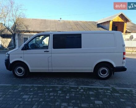 Білий Фольксваген Transporter, об'ємом двигуна 2 л та пробігом 188 тис. км за 14900 $, фото 3 на Automoto.ua