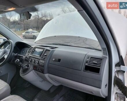 Белый Фольксваген Transporter, объемом двигателя 2 л и пробегом 276 тыс. км за 13440 $, фото 6 на Automoto.ua